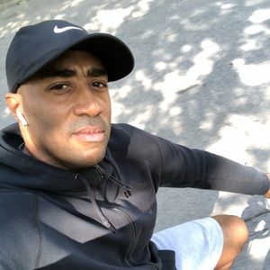 Meet your Posher, Devin